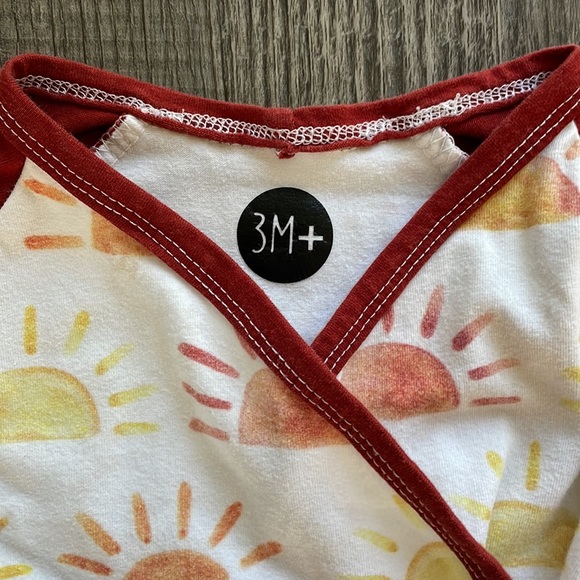 Handmade Sun Wrap Onesie - Picture 2 of 6